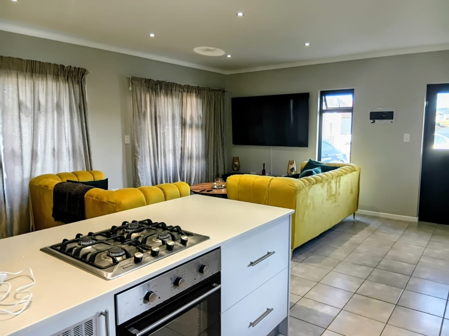3 Bedroom Property for Sale in Kidds Beach Eastern Cape